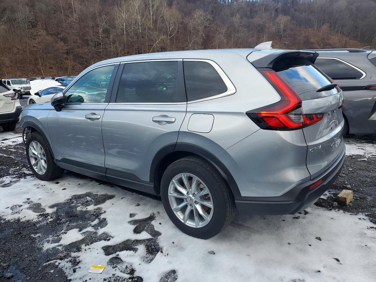 2025 HONDA CR-V EX photo 2