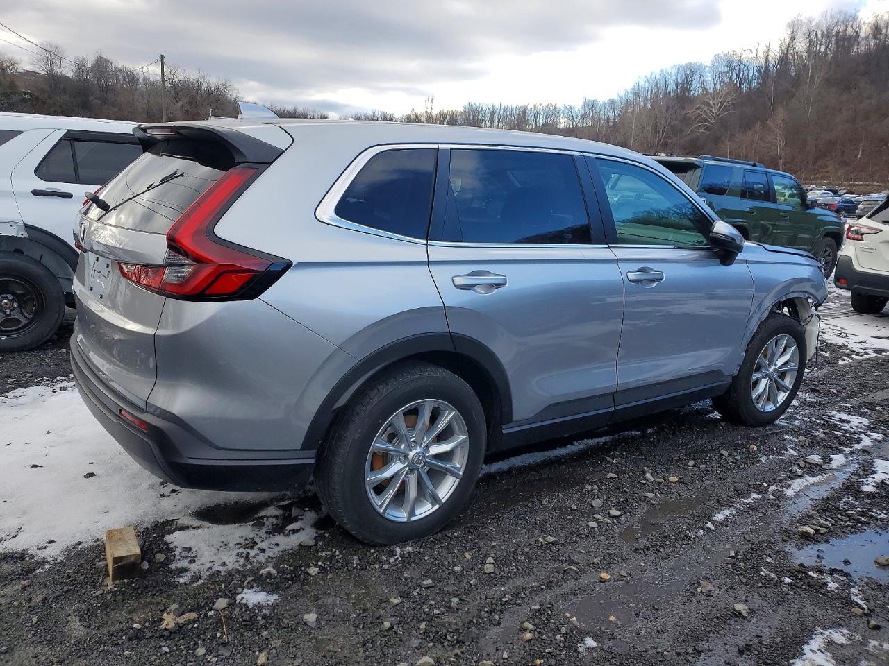 2025 HONDA CR-V EX photo 3