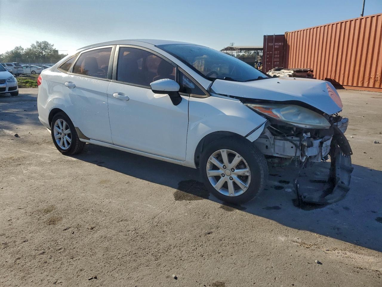 2011 FORD FIESTA SE photo 4