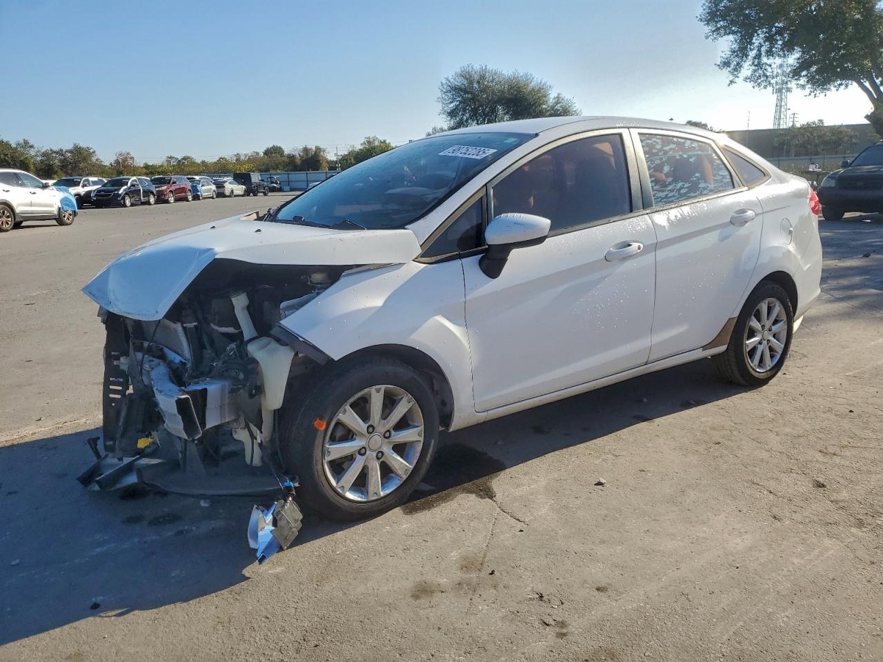 2011 FORD FIESTA