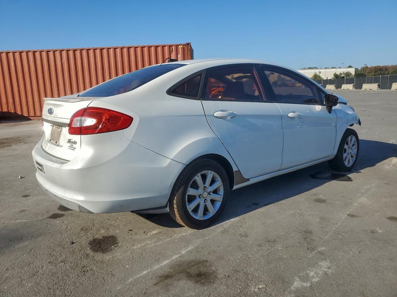 2011 FORD FIESTA SE photo 3