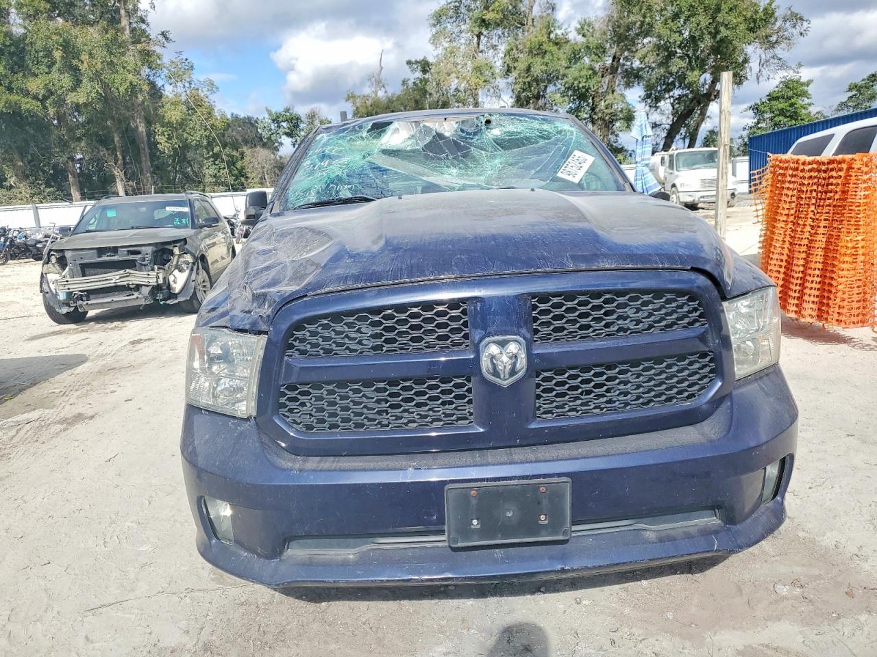 2018 RAM 1500 ST photo 5