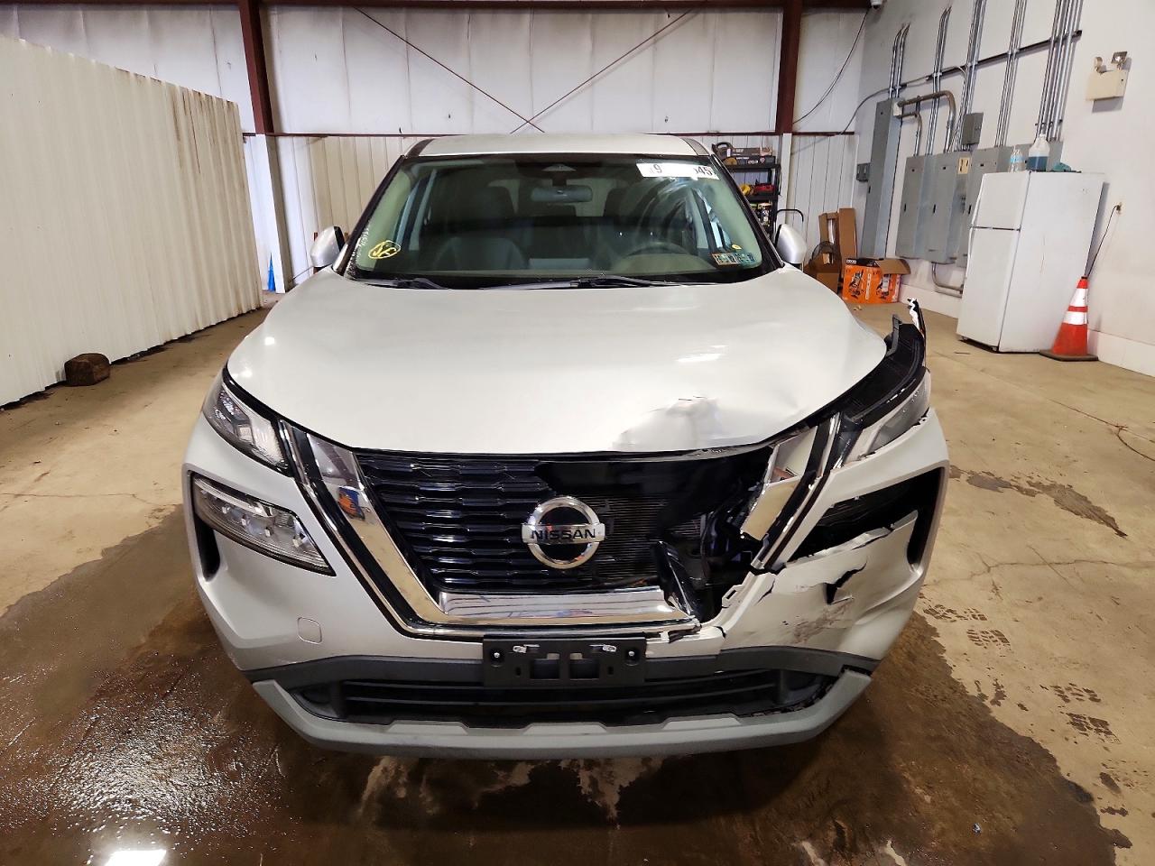 2021 NISSAN ROGUE SV photo 5