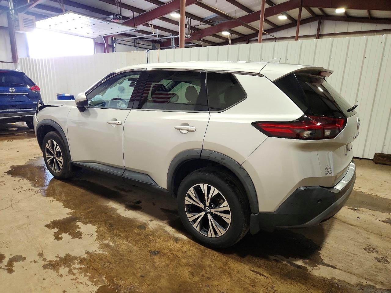 2021 NISSAN ROGUE SV photo 2