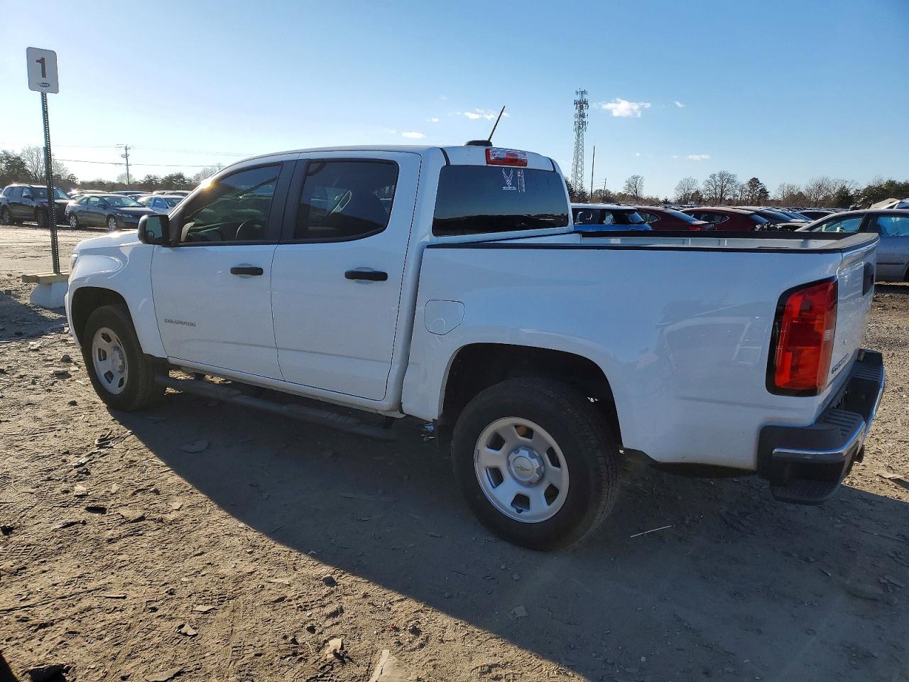 2022 CHEVROLET COLORADO photo 2