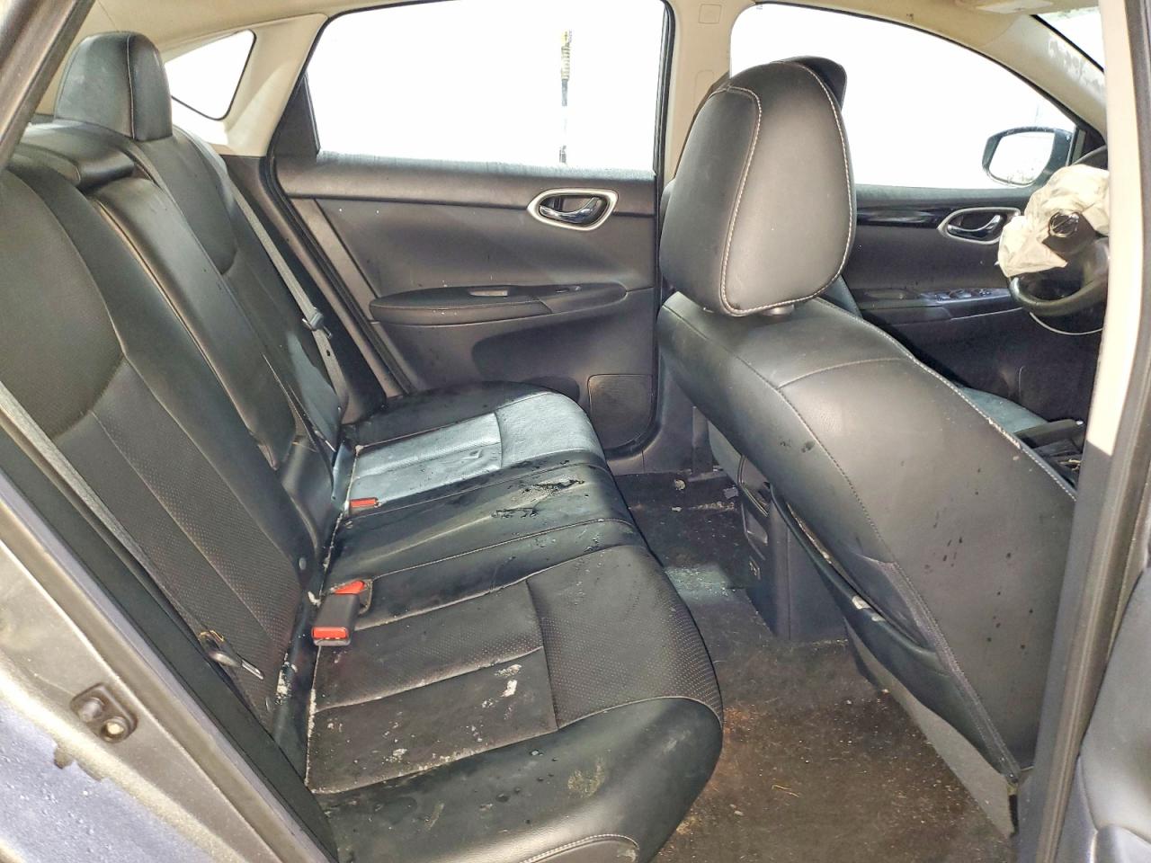 2019 NISSAN SENTRA S photo 10
