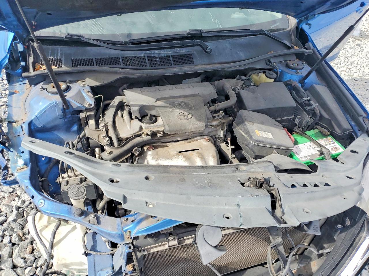2016 TOYOTA CAMRY LE photo 11