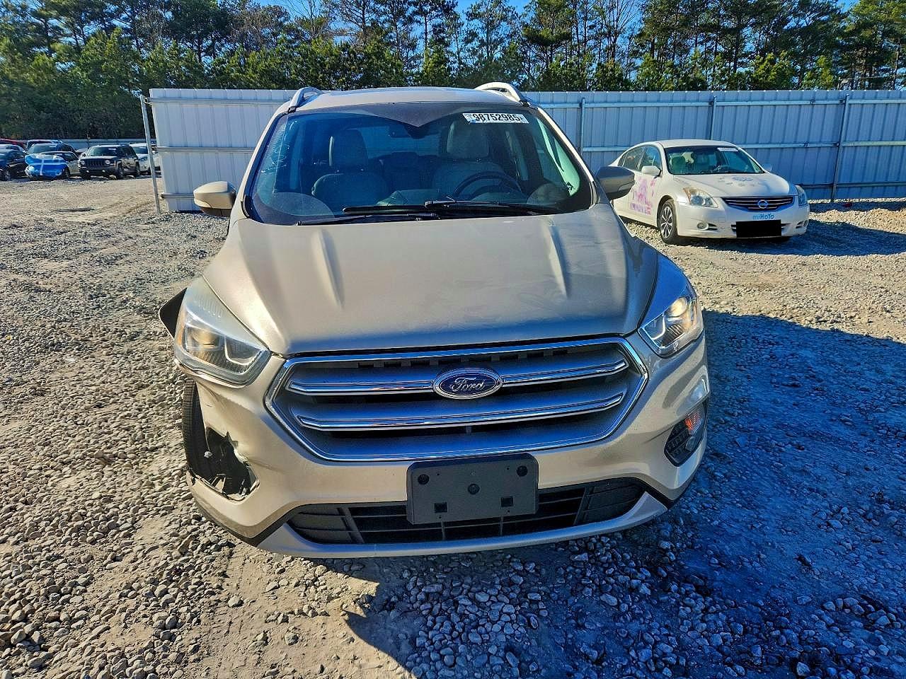 2017 FORD ESCAPE TITANIUM photo 5