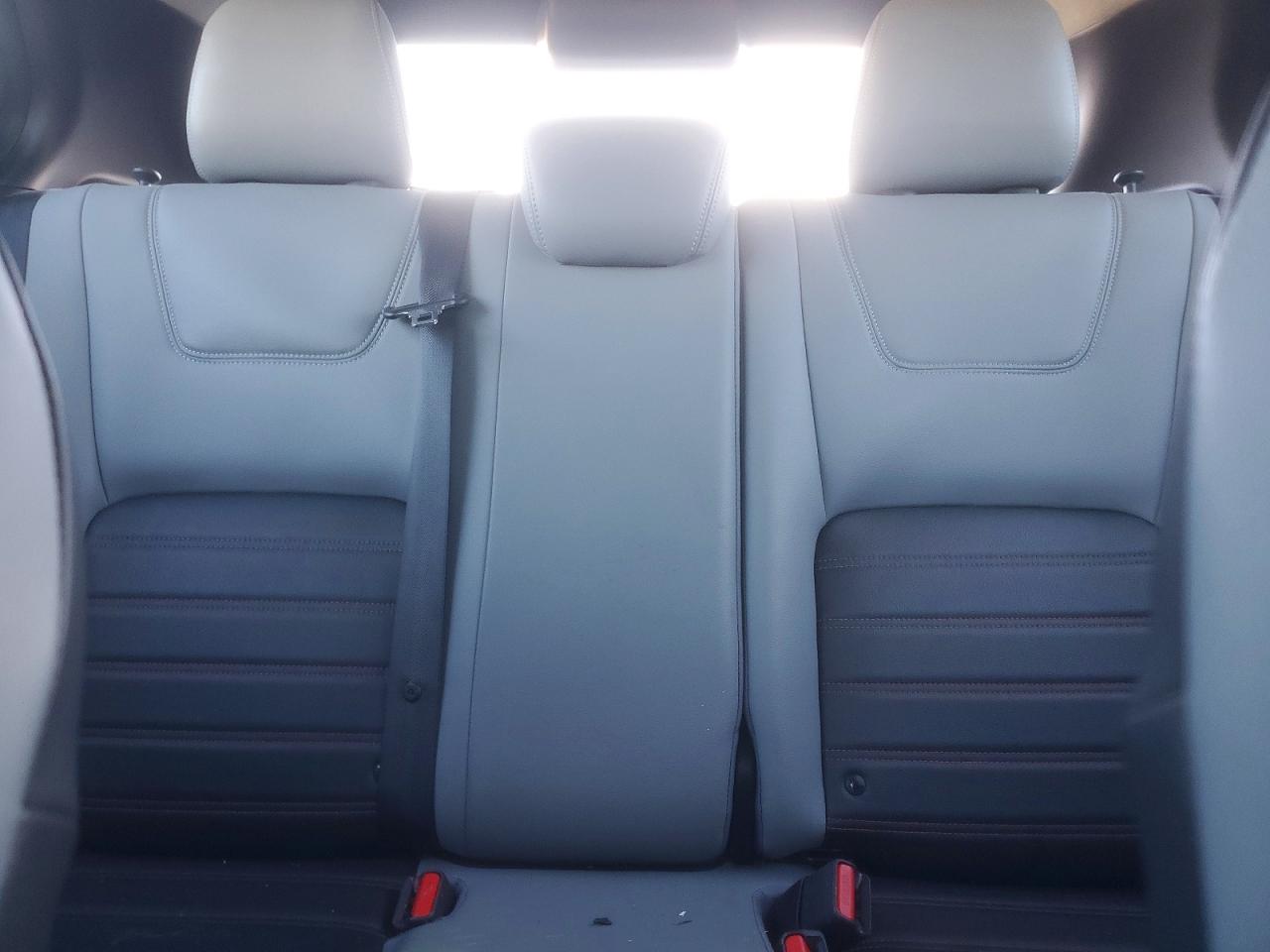 2023 NISSAN KICKS SR photo 19