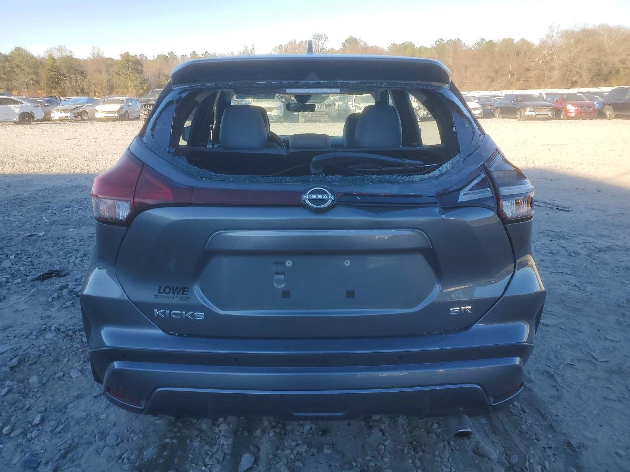 2023 NISSAN KICKS SR photo 11