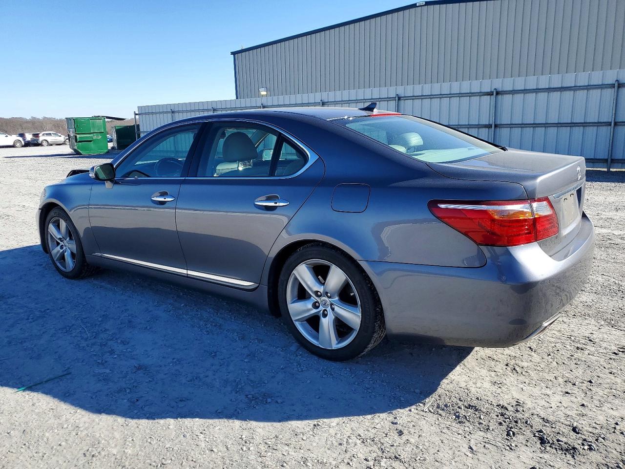 2012 LEXUS LS 460 photo 2