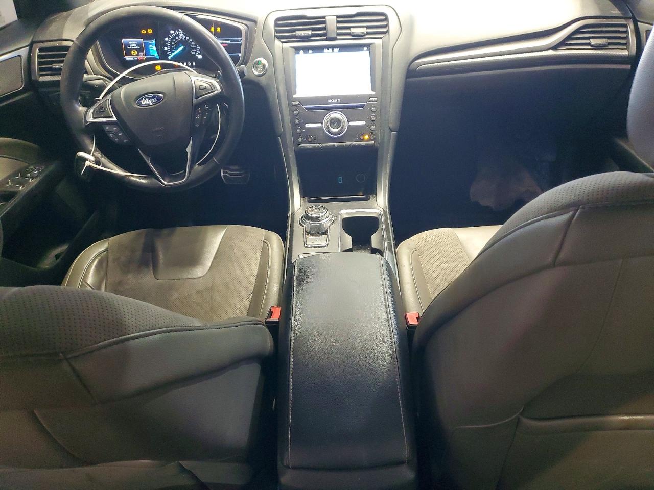 2017 FORD FUSION SPORT photo 8