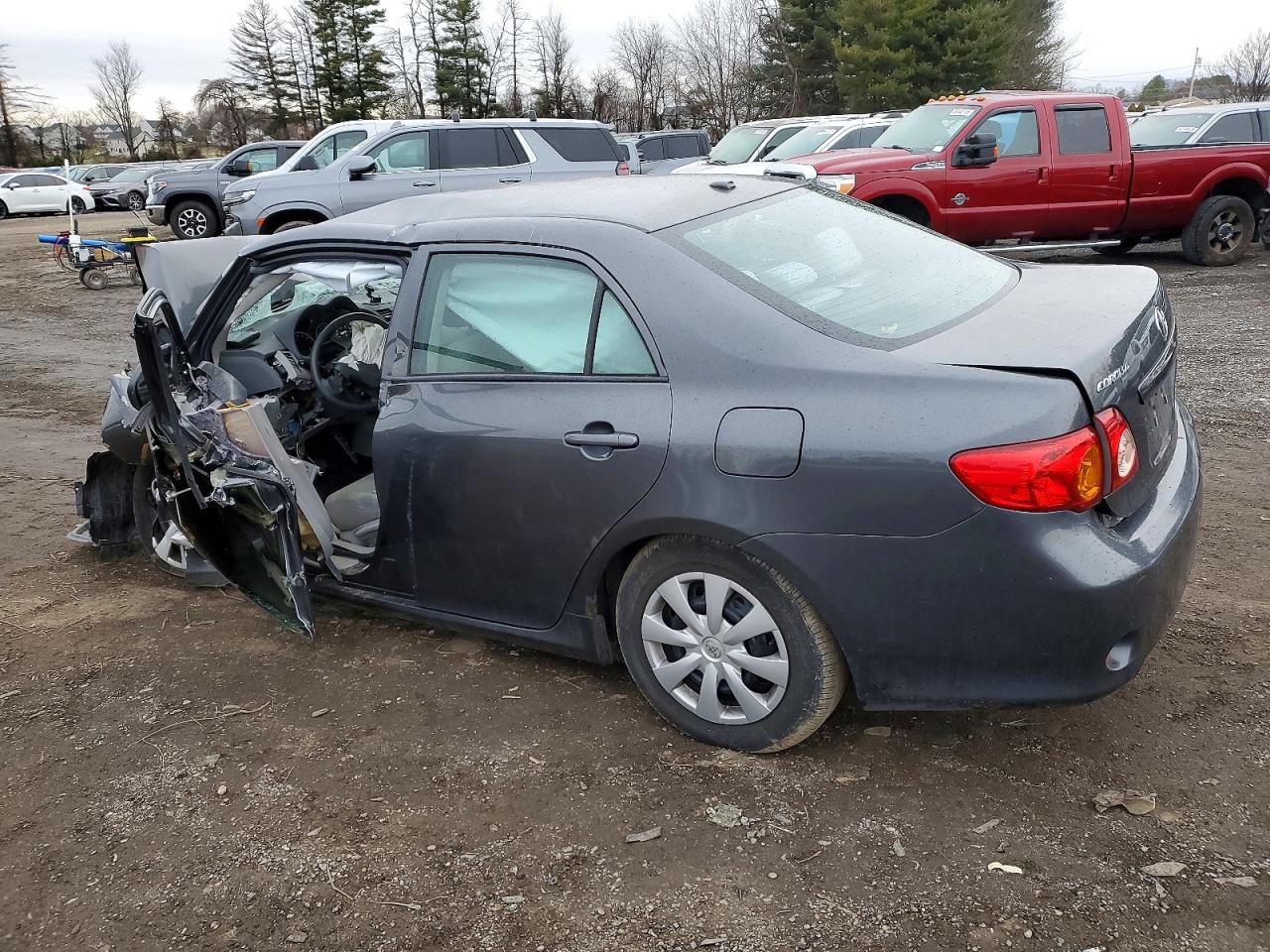 2010 TOYOTA COROLLA BASE photo 2