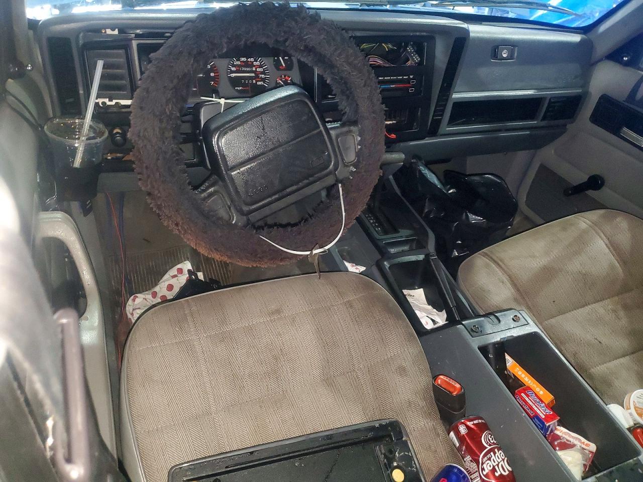 1996 JEEP CHEROKEE SPORT photo 8