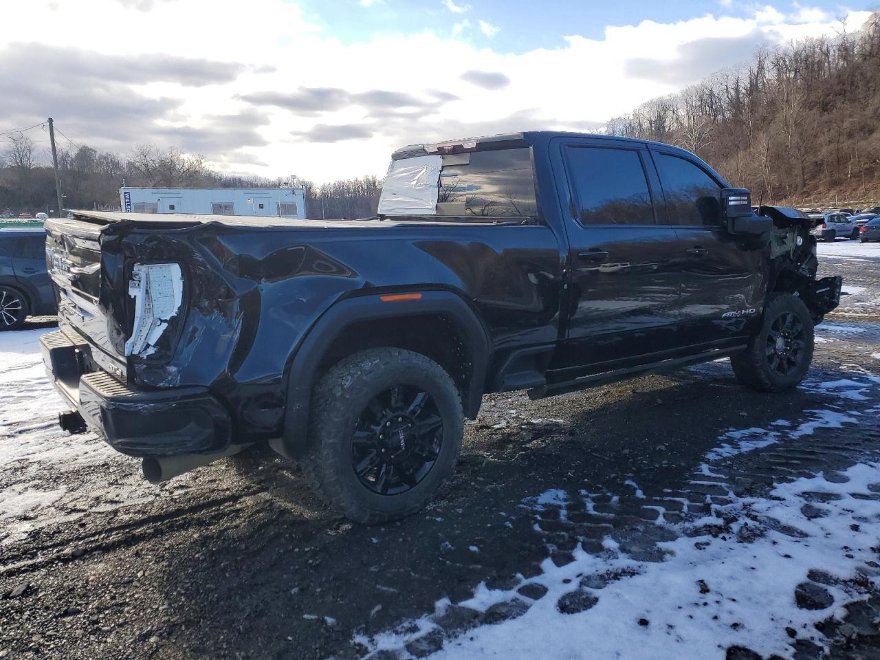 2025 GMC SIERRA K2500 AT4 photo 3