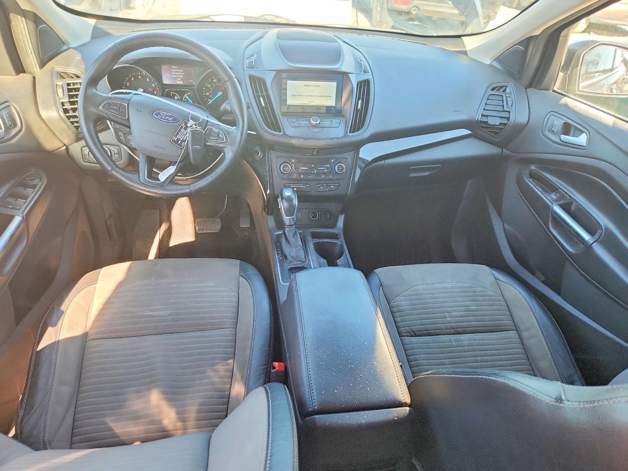 2019 FORD ESCAPE SE photo 8