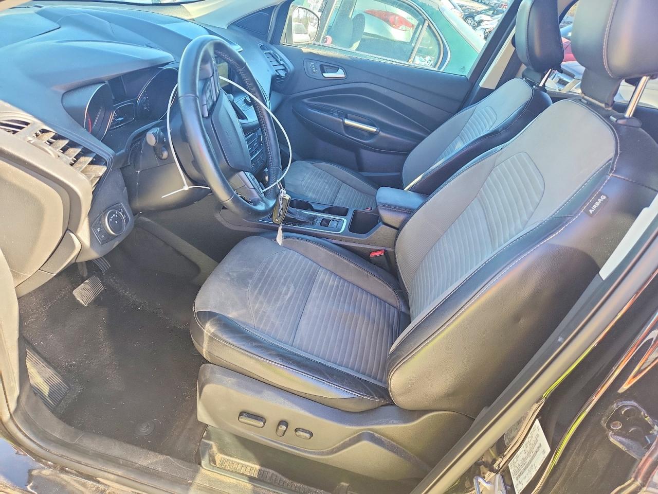 2019 FORD ESCAPE SE photo 7