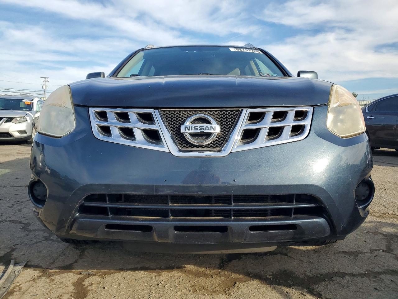 2013 NISSAN ROGUE S photo 5