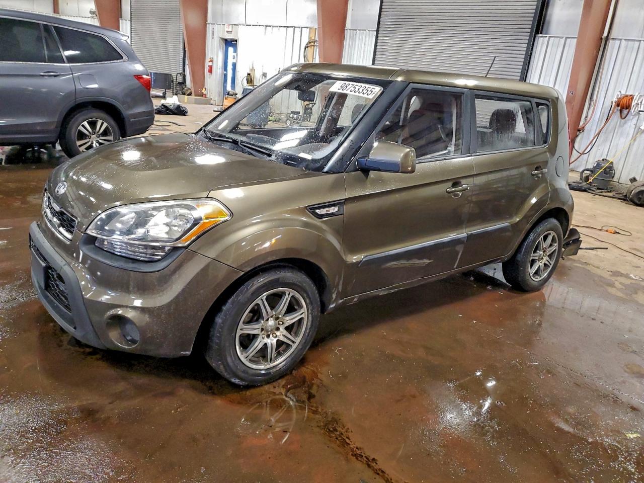 2013 KIA SOUL