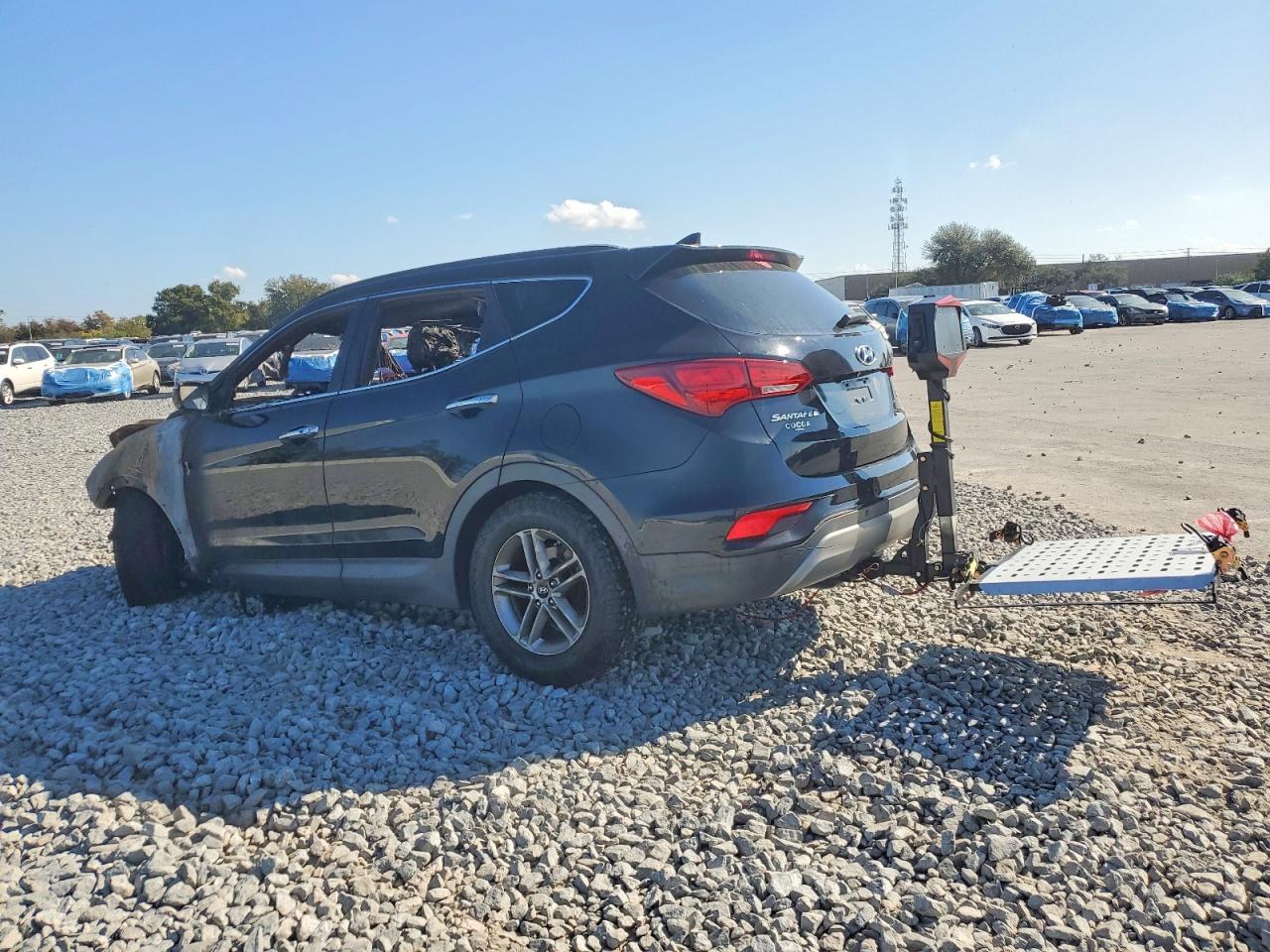 2017 HYUNDAI SANTA FE SPORT photo 2