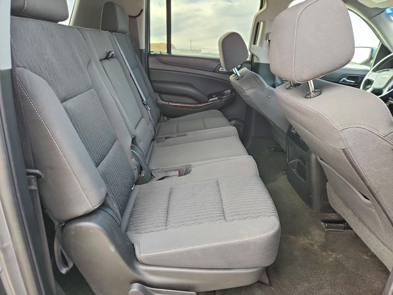 2018 CHEVROLET SUBURBAN C1500 LS photo 11