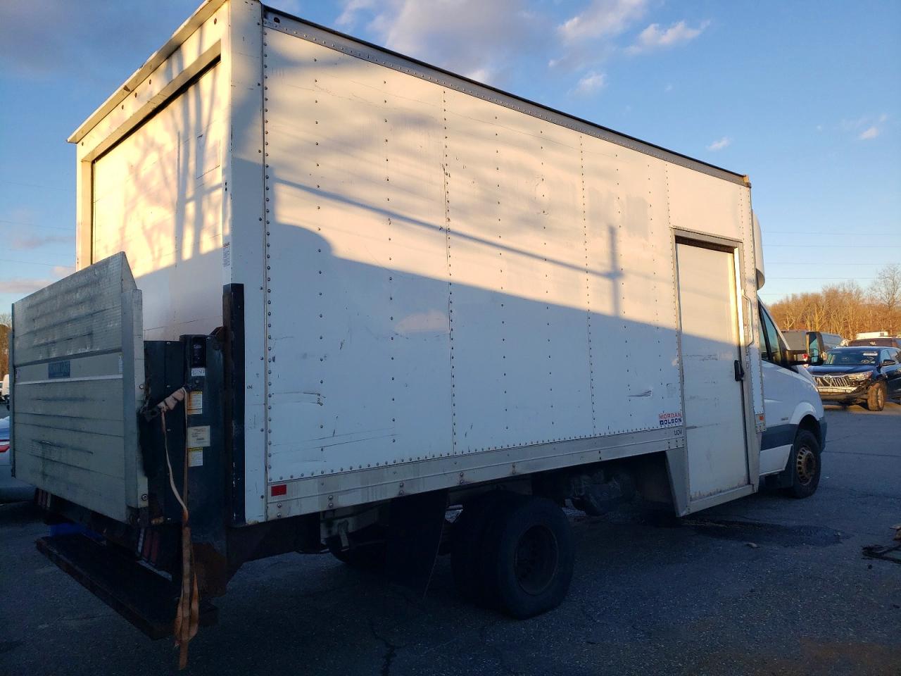 2014 MERCEDES BENZ SPRINTER DELIVERY TRUCK photo 3