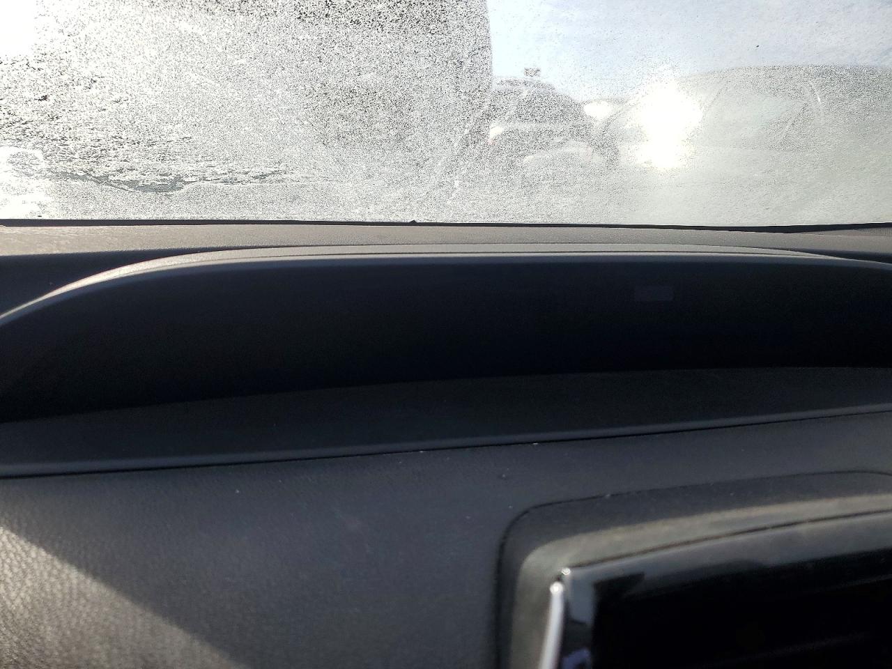 2016 TOYOTA PRIUS photo 9