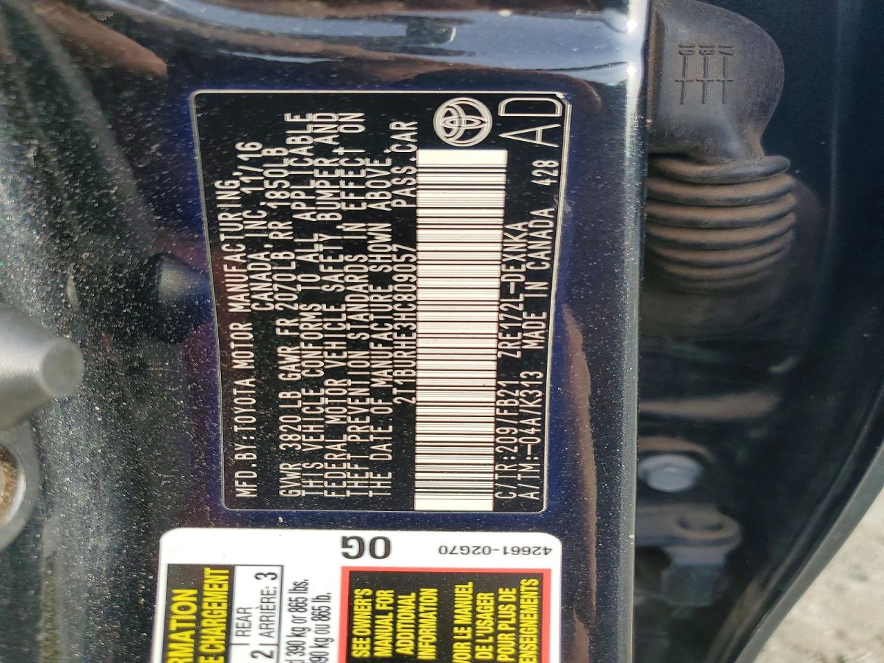 2017 TOYOTA COROLLA L photo 12