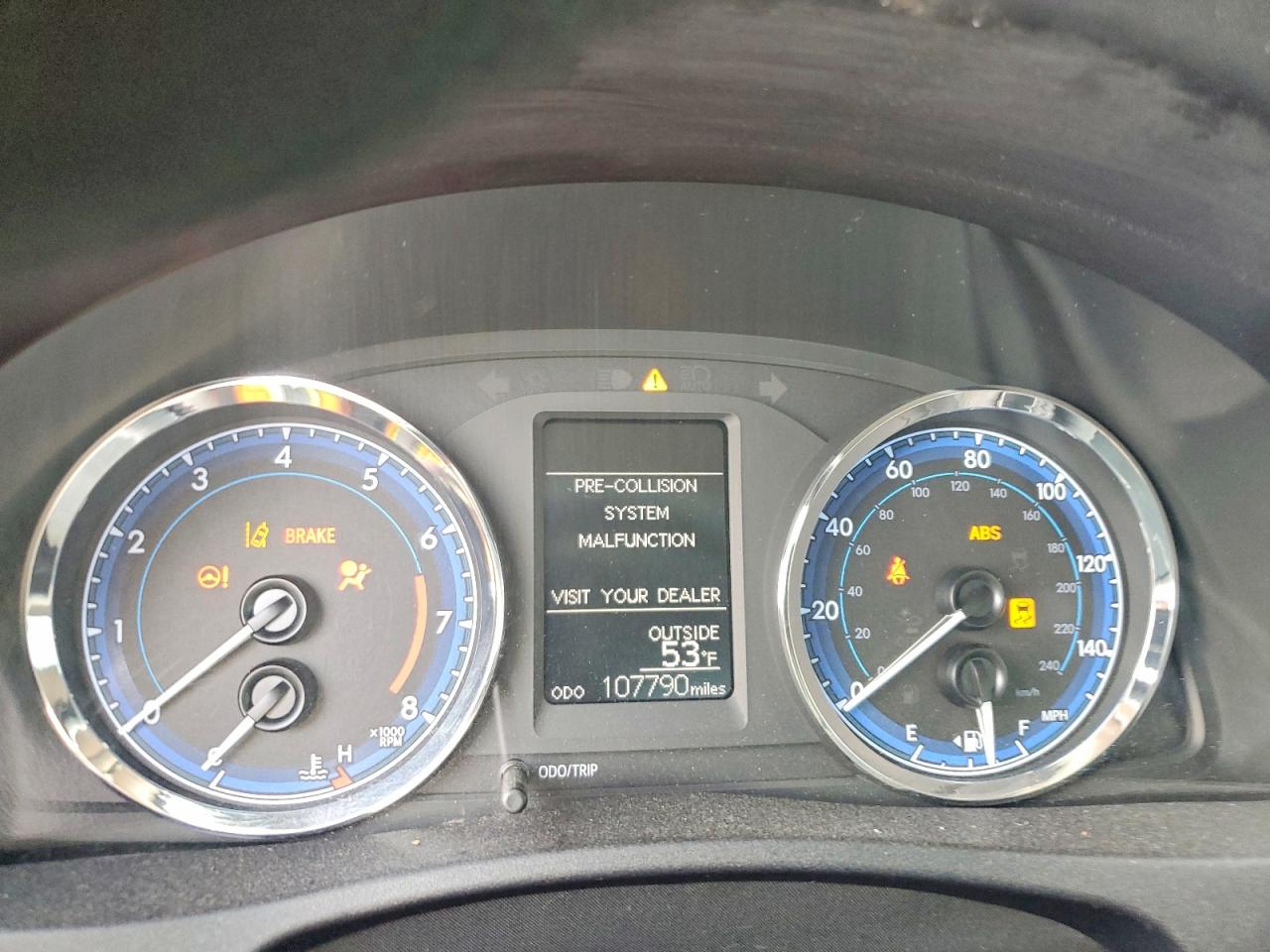 2017 TOYOTA COROLLA L photo 9