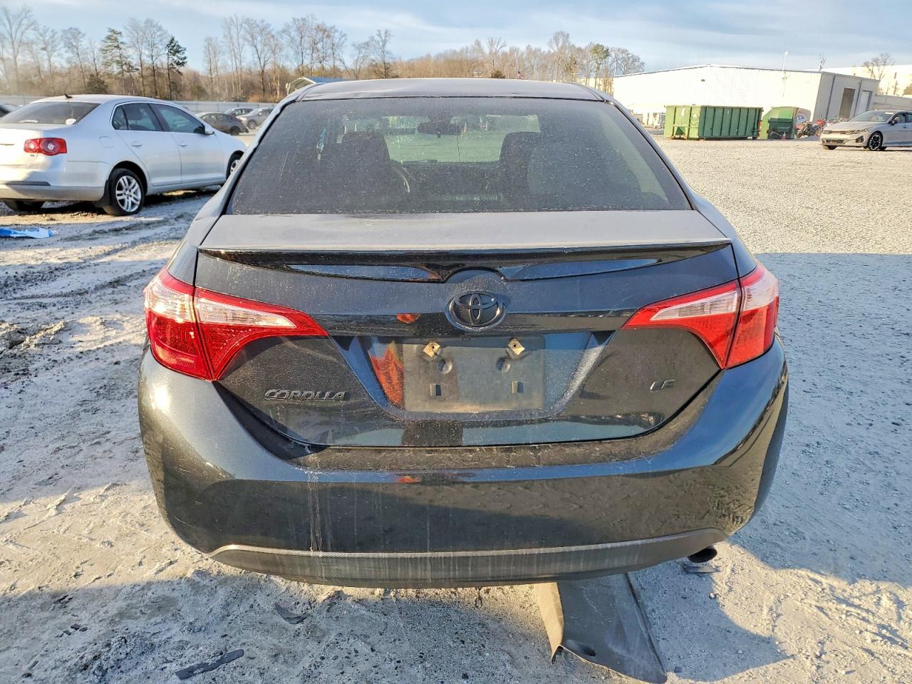 2017 TOYOTA COROLLA L photo 6