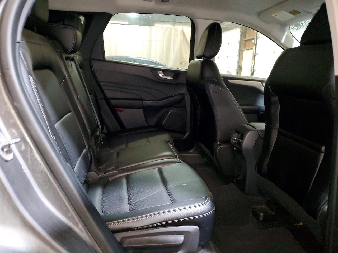 2022 FORD ESCAPE SEL photo 11
