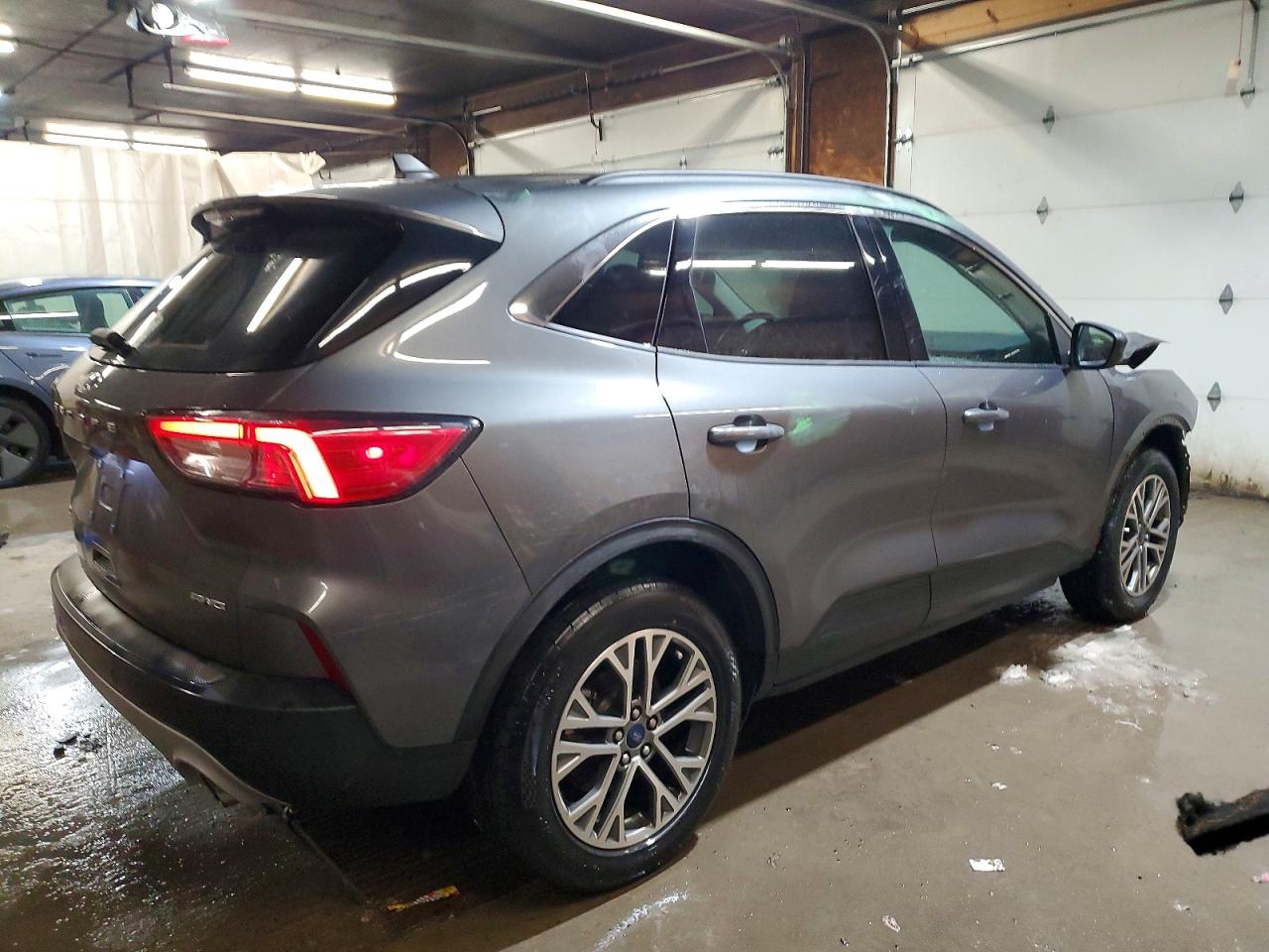 2022 FORD ESCAPE SEL photo 3
