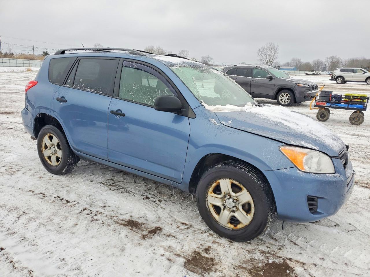 2011 TOYOTA RAV4 photo 4