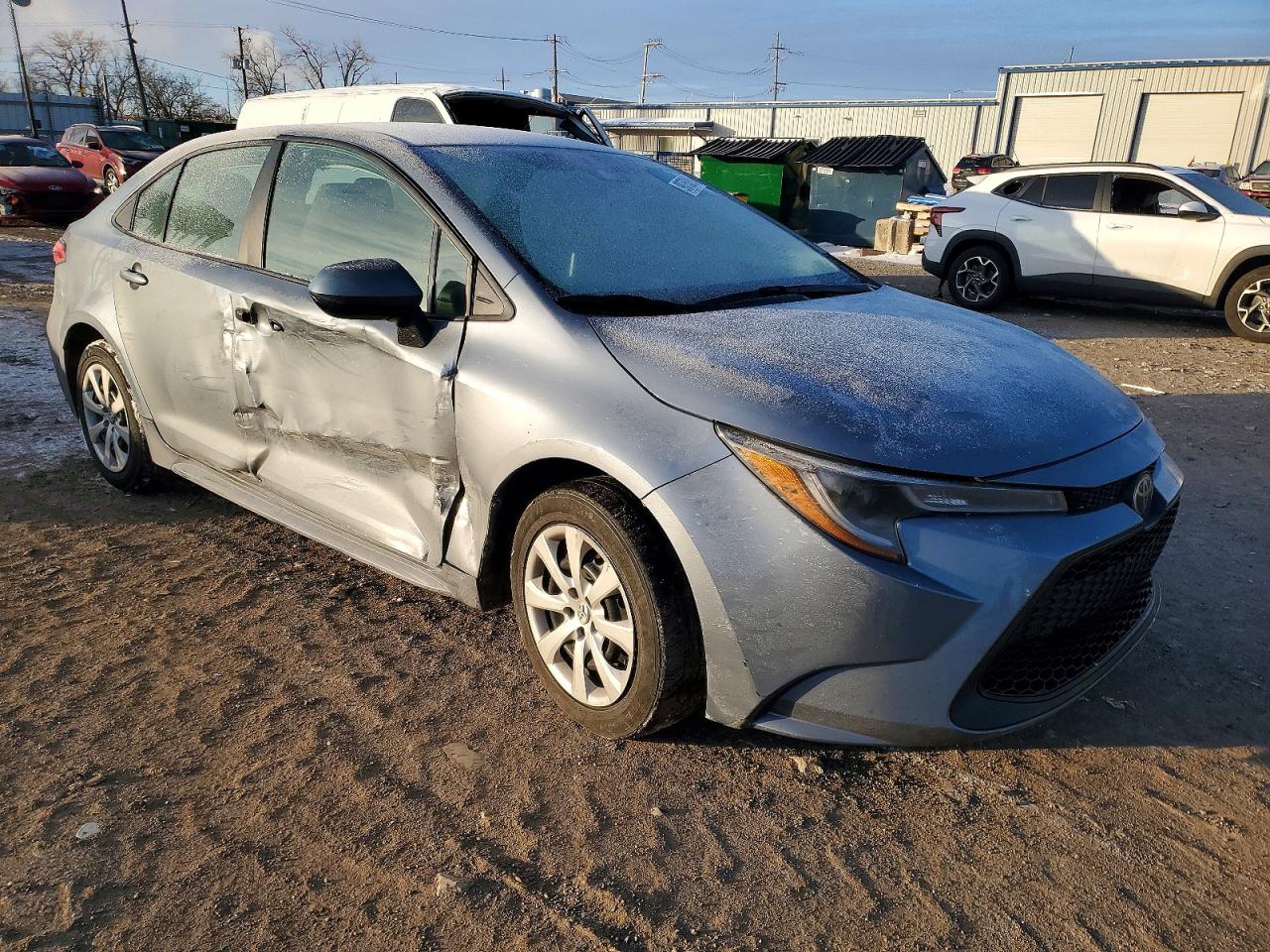 2021 TOYOTA COROLLA LE photo 4