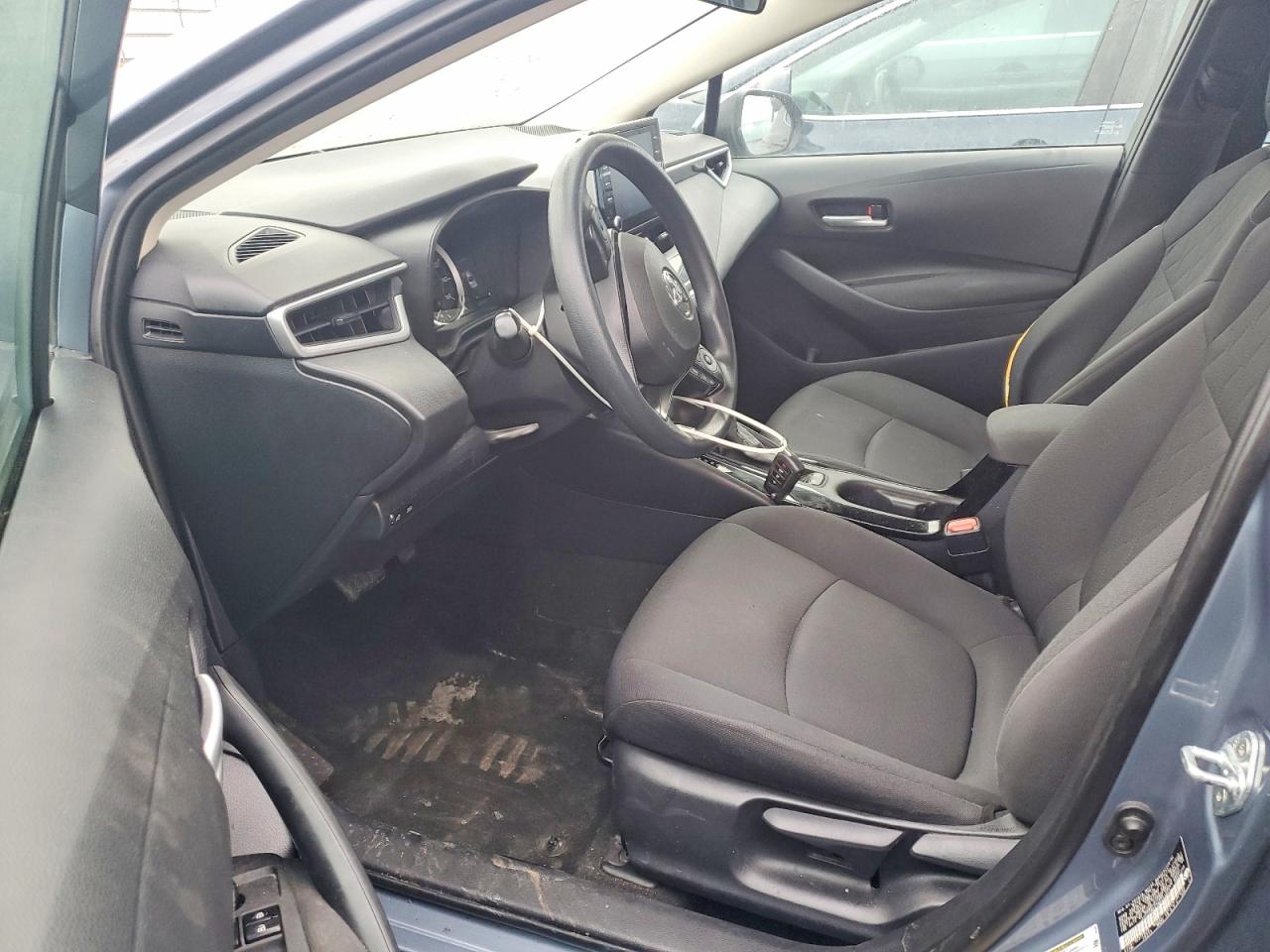 2021 TOYOTA COROLLA LE photo 7