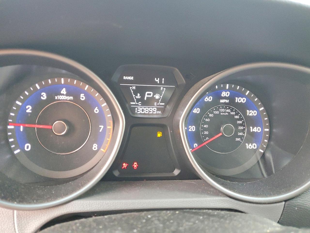 2015 HYUNDAI ELANTRA SE photo 9