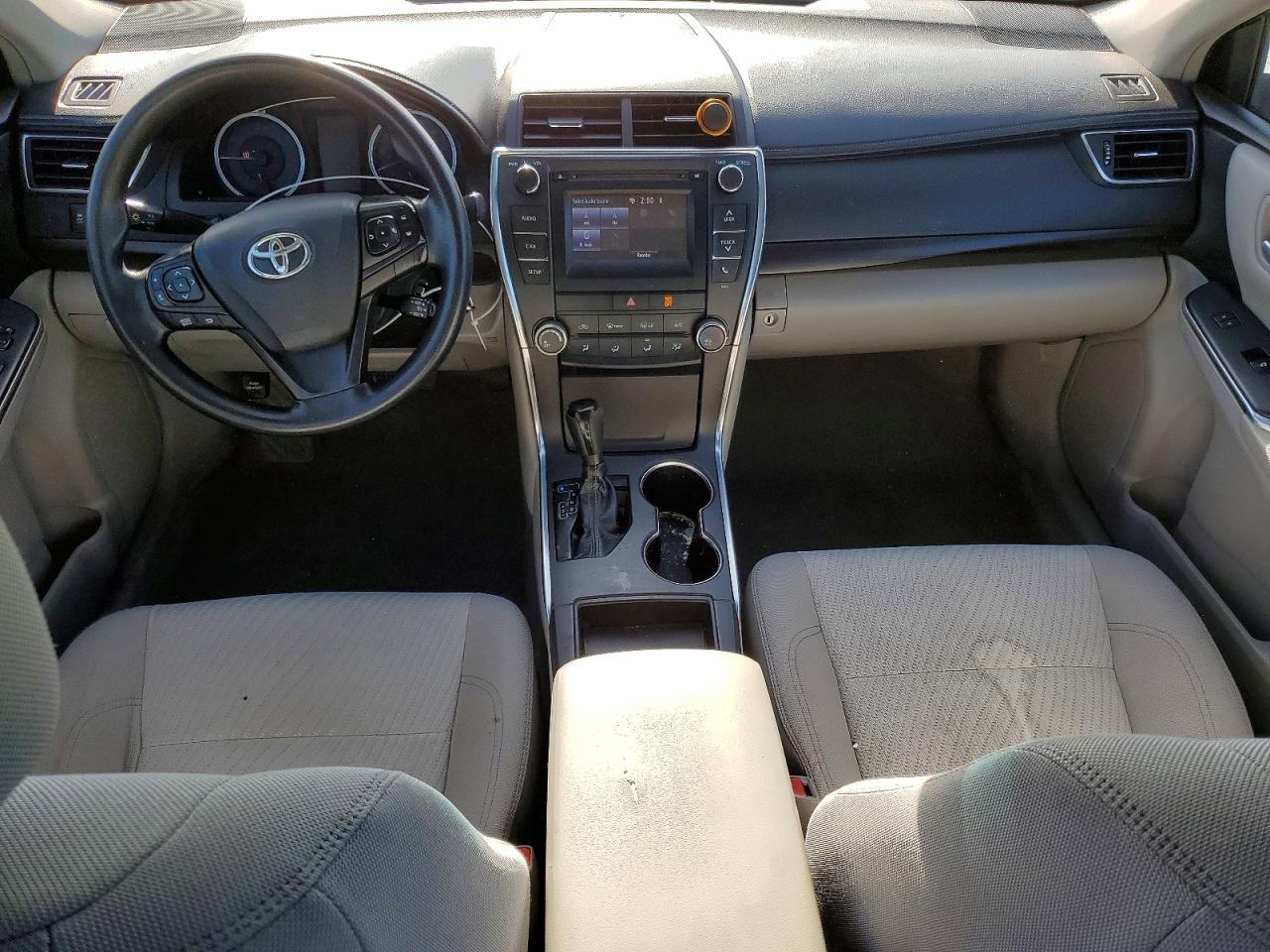 2017 TOYOTA CAMRY LE photo 22