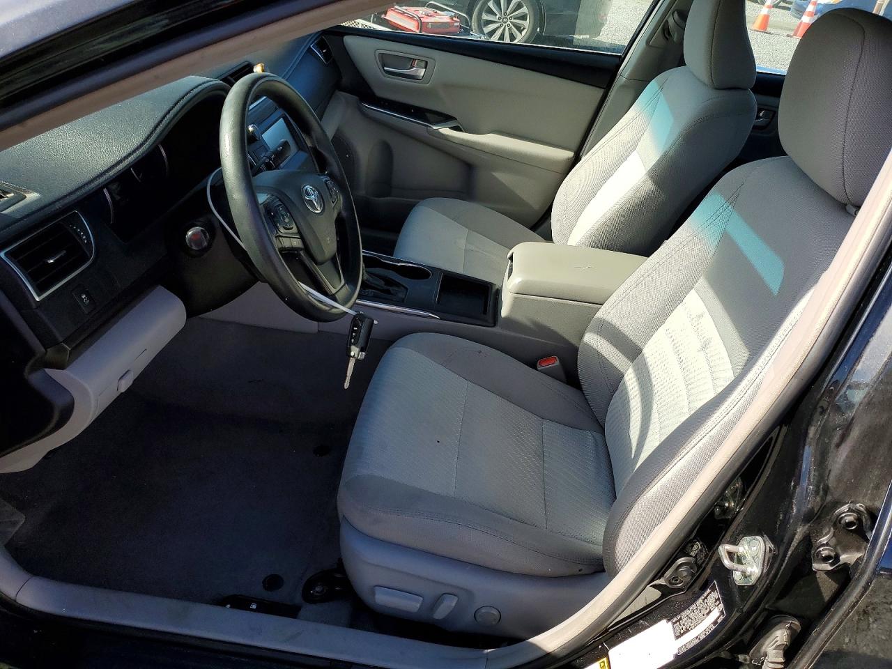 2017 TOYOTA CAMRY LE photo 19