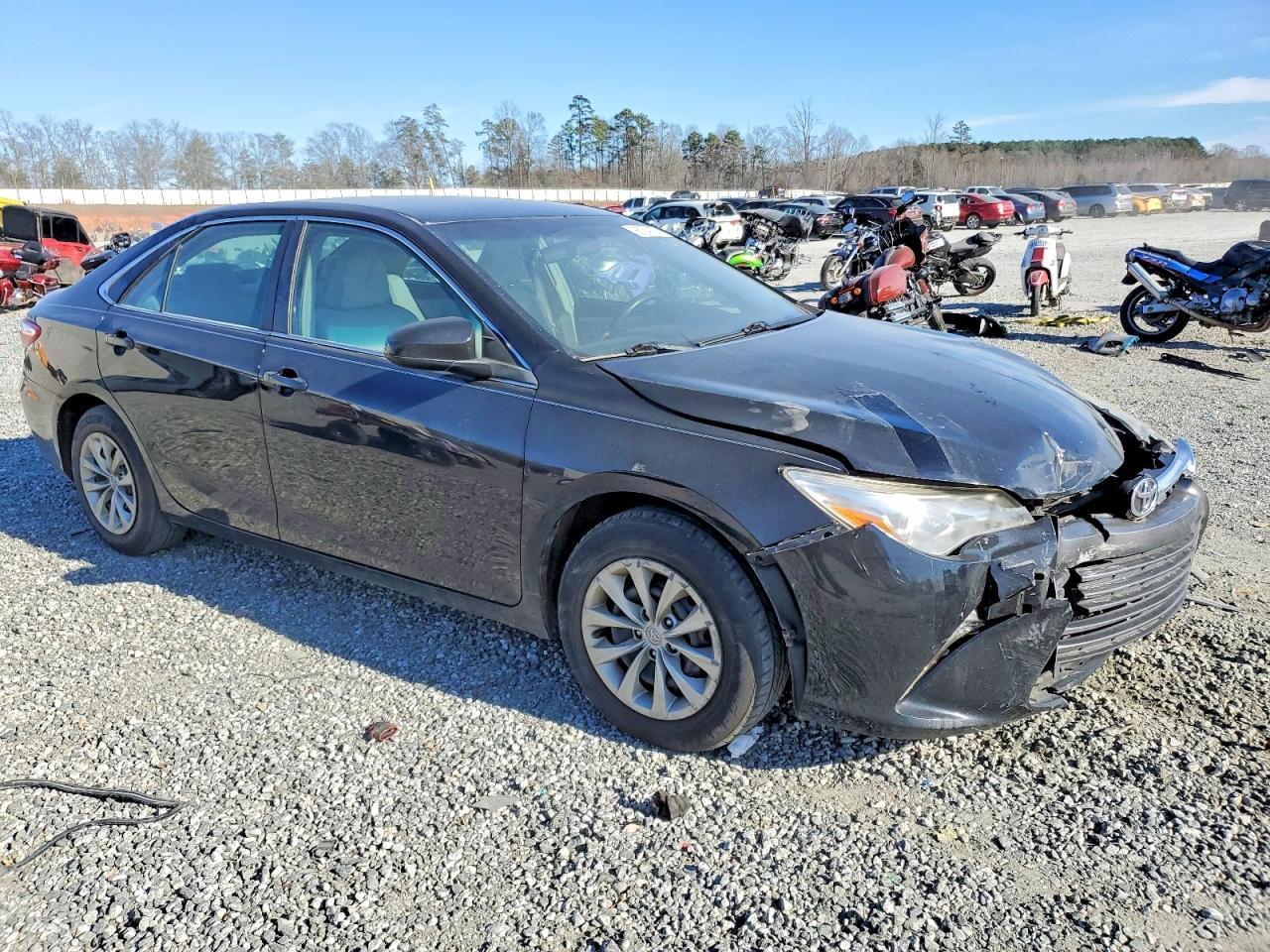 2017 TOYOTA CAMRY LE photo 10