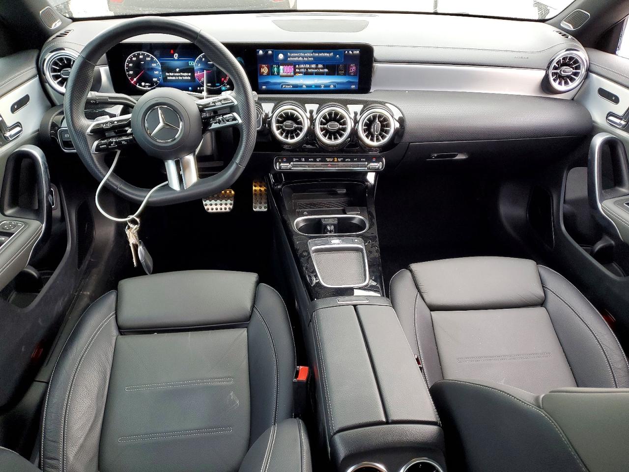 2025 MERCEDES-BENZ CLA 250 4MATIC photo 8