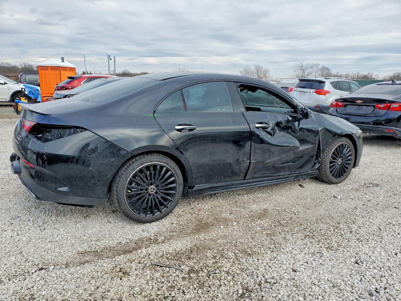 2025 MERCEDES-BENZ CLA 250 4MATIC photo 3