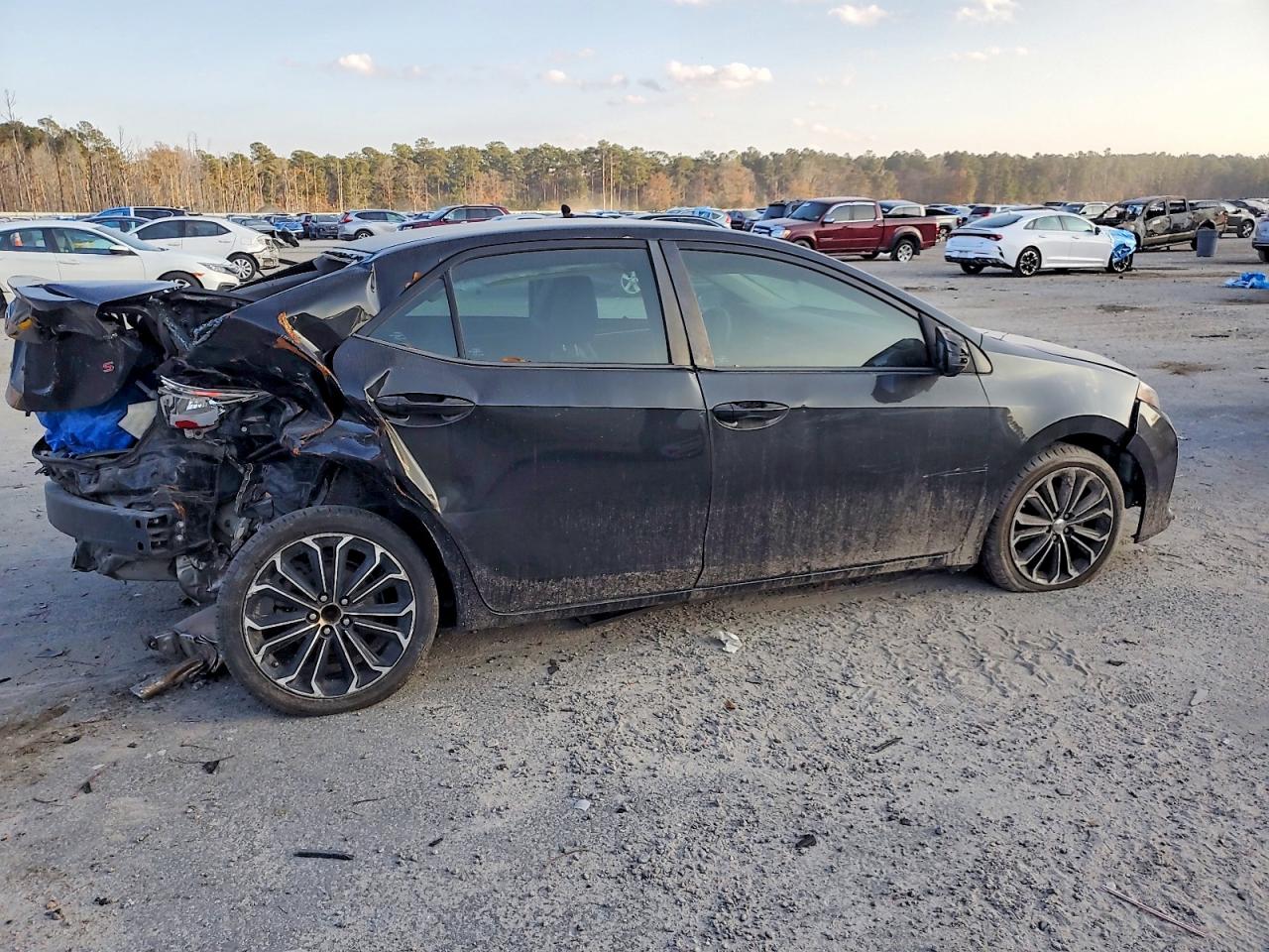 2016 TOYOTA COROLLA L photo 3