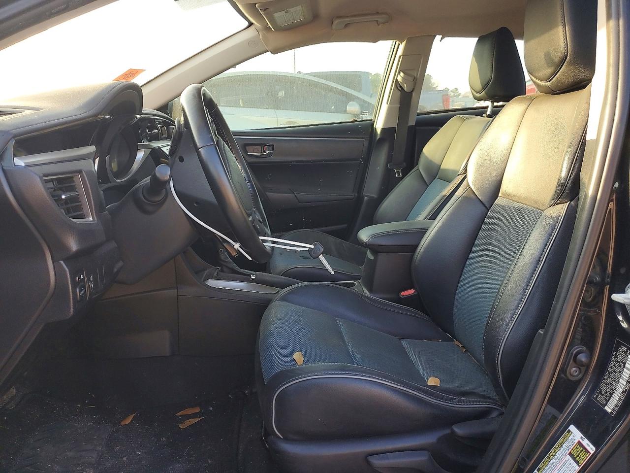 2016 TOYOTA COROLLA L photo 7
