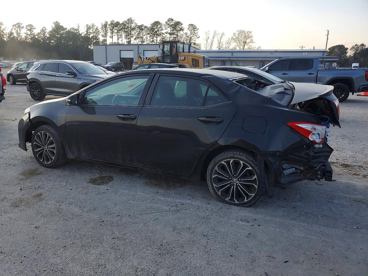 2016 TOYOTA COROLLA L photo 2
