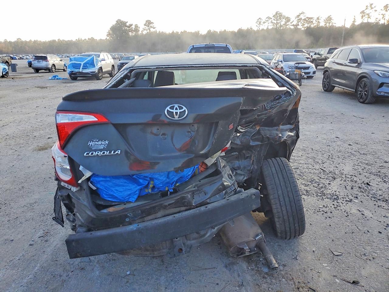 2016 TOYOTA COROLLA L photo 6