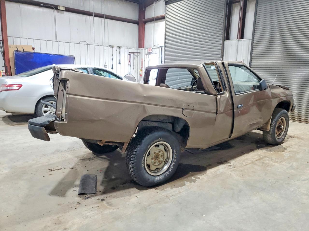 1986 NISSAN D21 KING CAB photo 3
