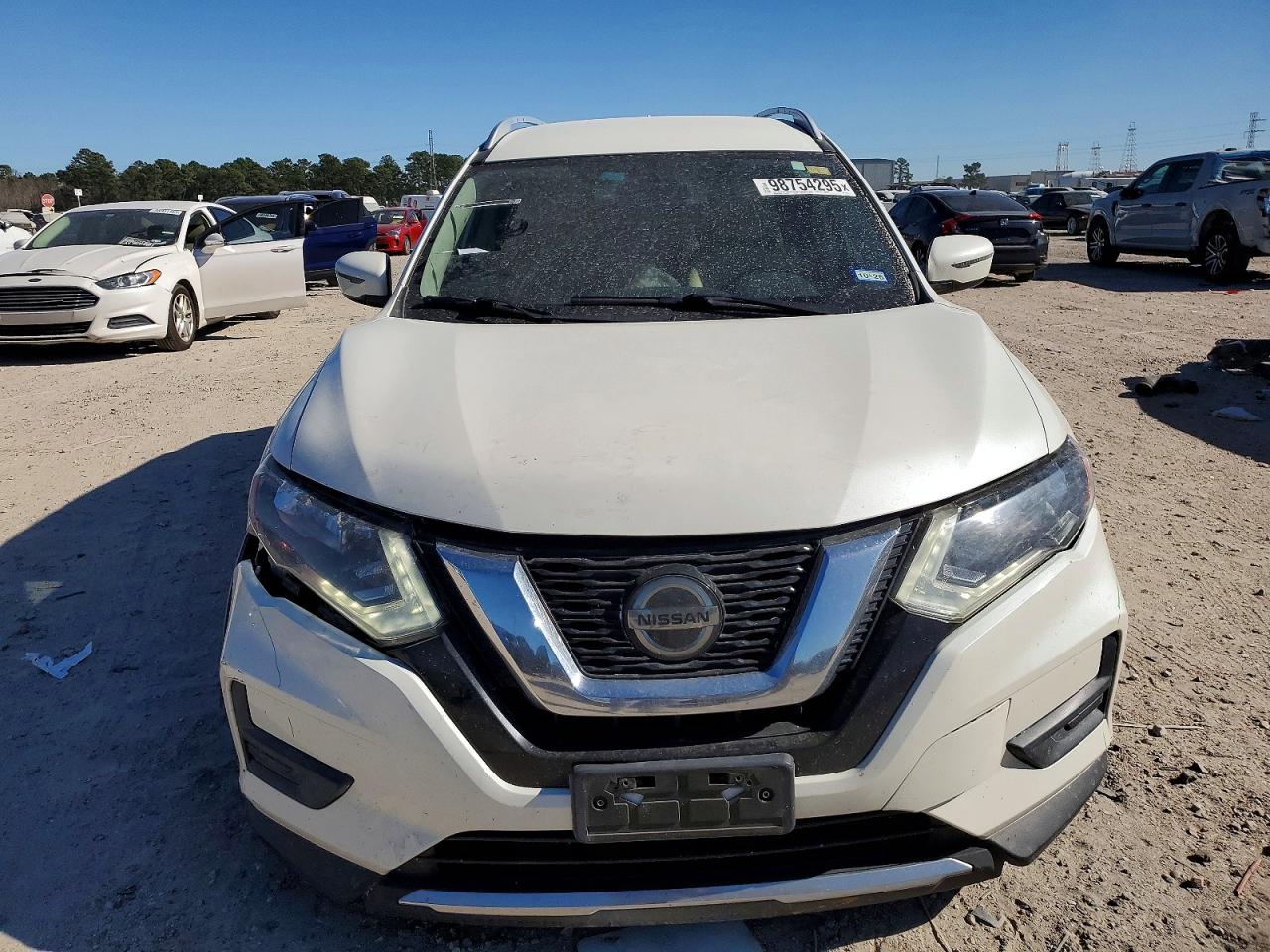 2018 NISSAN ROGUE S photo 5