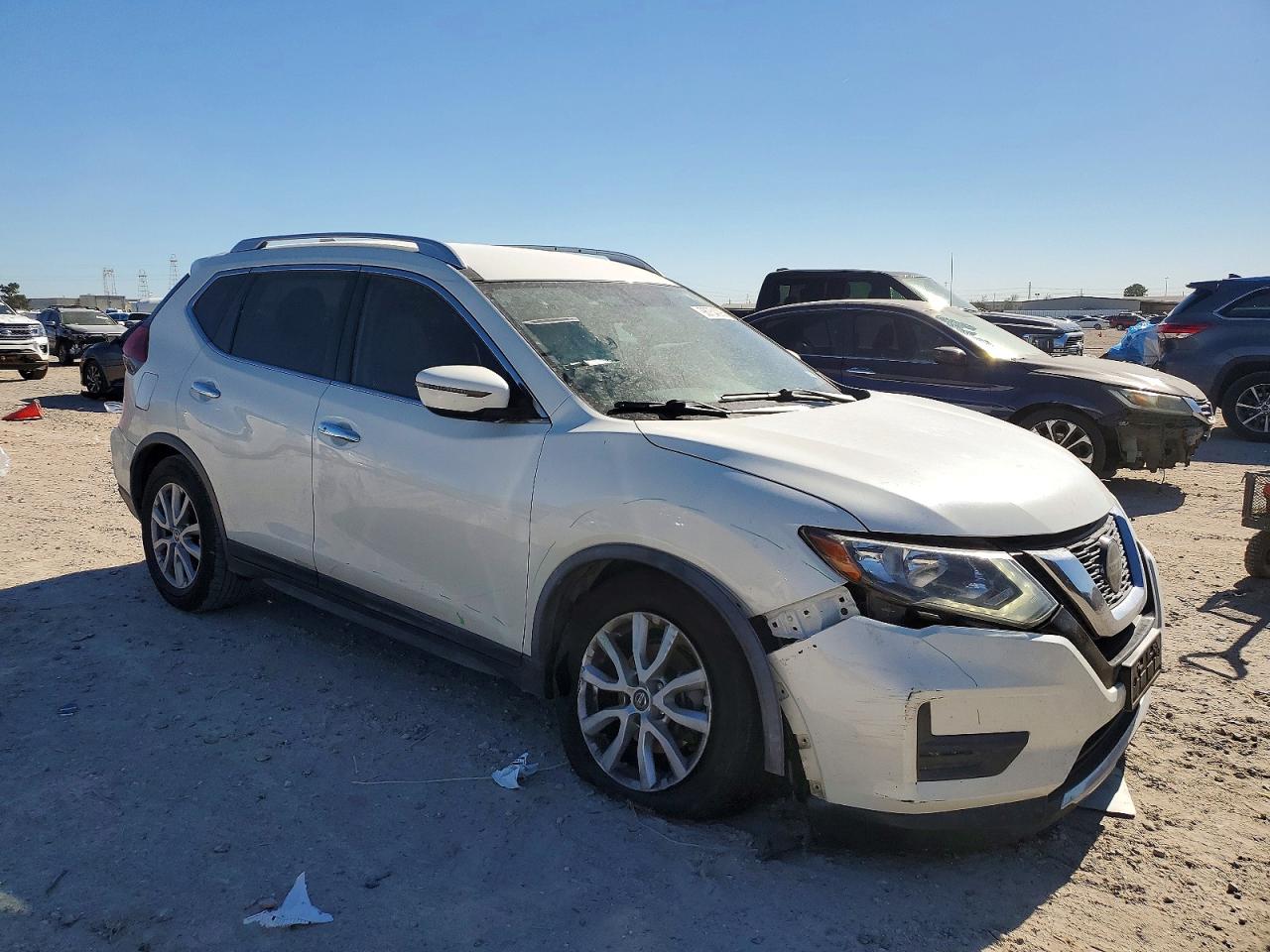 2018 NISSAN ROGUE S photo 4