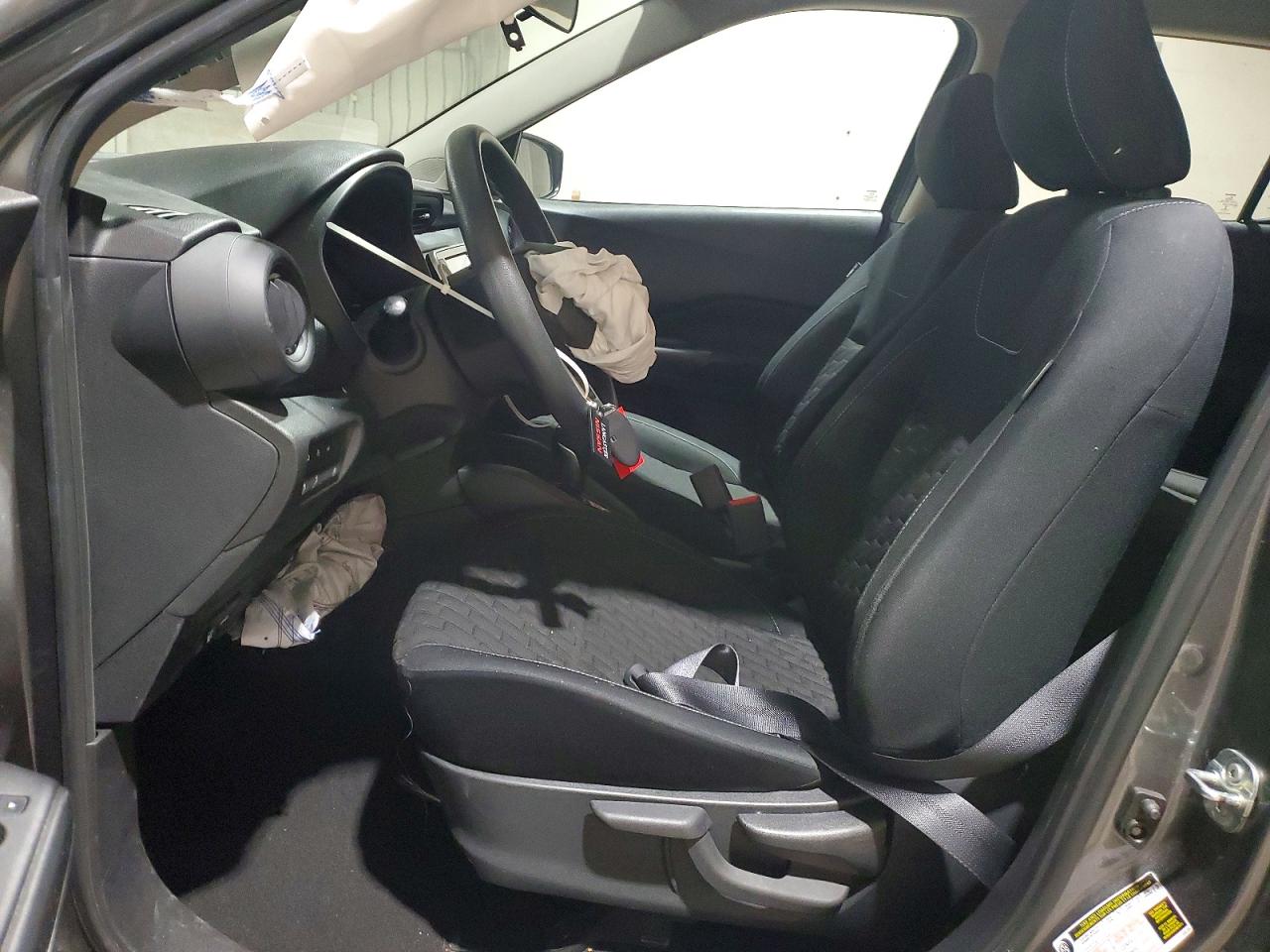 2022 NISSAN KICKS S photo 7