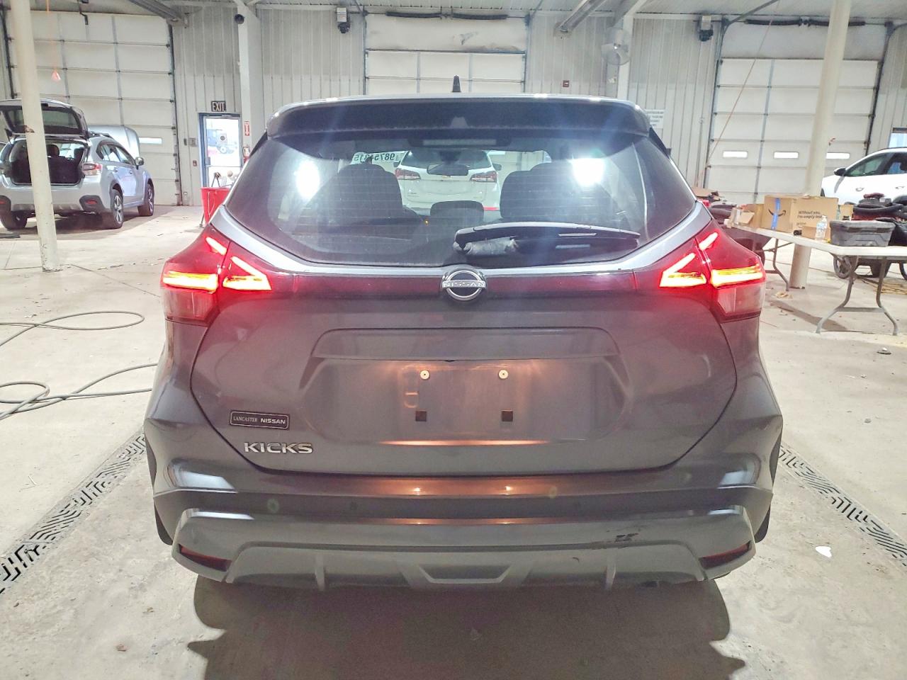 2022 NISSAN KICKS S photo 6